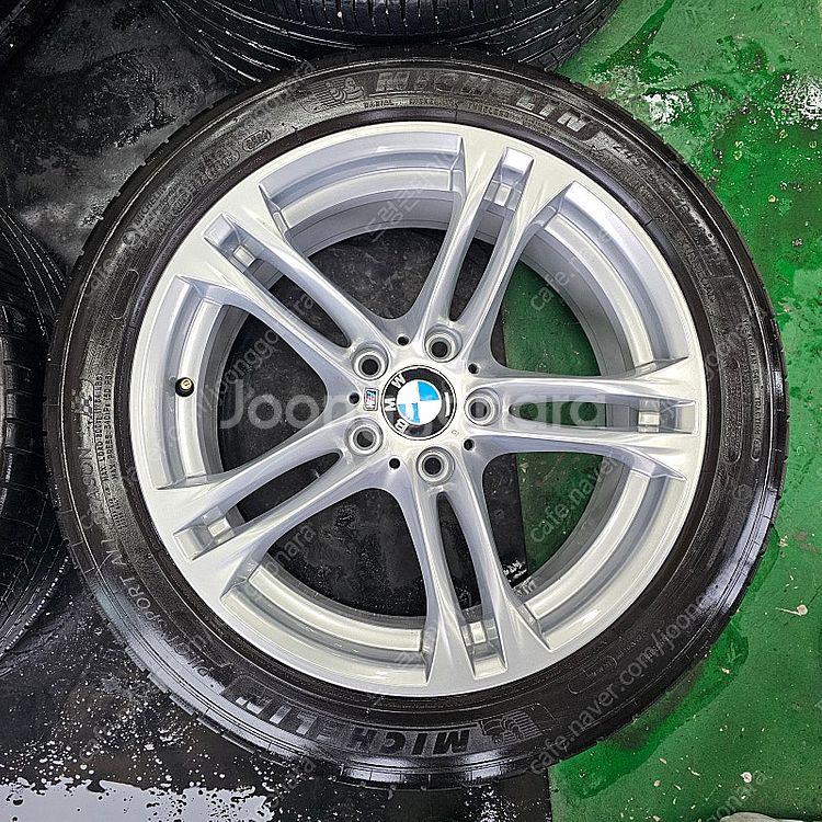 BMW F바디 5시리즈 613M 18인치 순정 휠타이어...--4