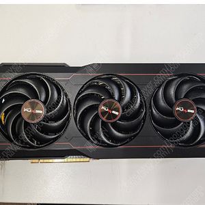 라데온 사파이어 6800xt 펄스 그래픽카드 판매합니다.