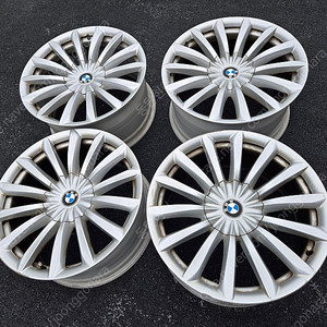 BMW 6 GT 19인치 순정중고휠 한대분 판매합니다.