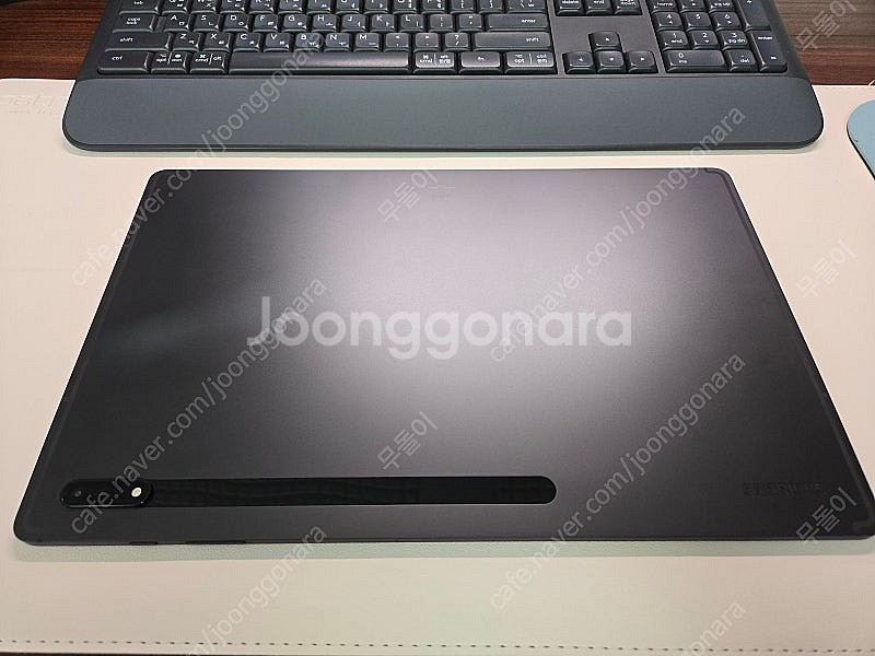 갤럭시 탭 s8 울트라 5g 256기가 판매합니다.--1