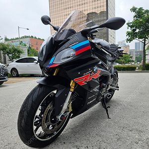 여성라이더가 타던 S1000RR 17년식 39000km 에로우풀배기