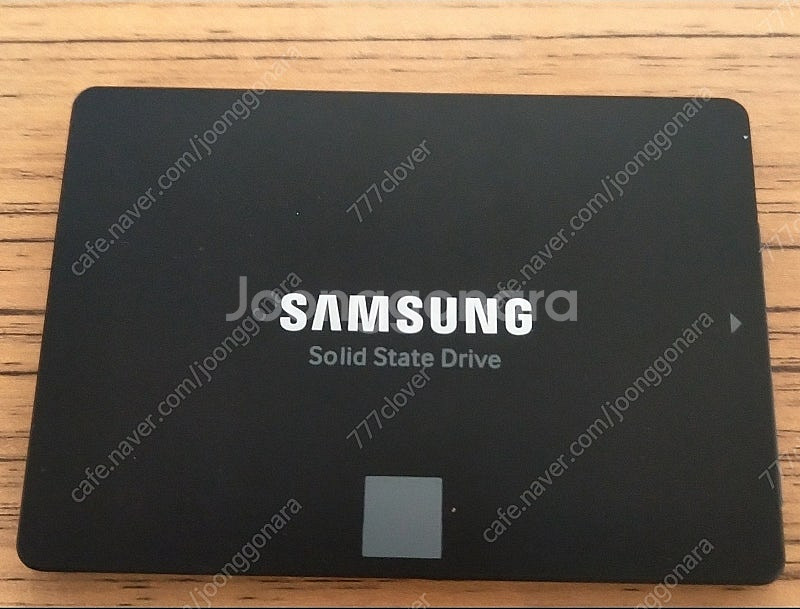 삼성 860 EVO 1TB SSD 팔아요--0