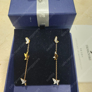 스와로브스키 나비귀걸이 릴리아이어링