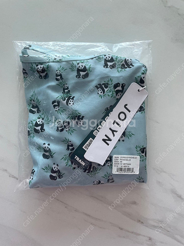 졸린 판다 줄리안30--0