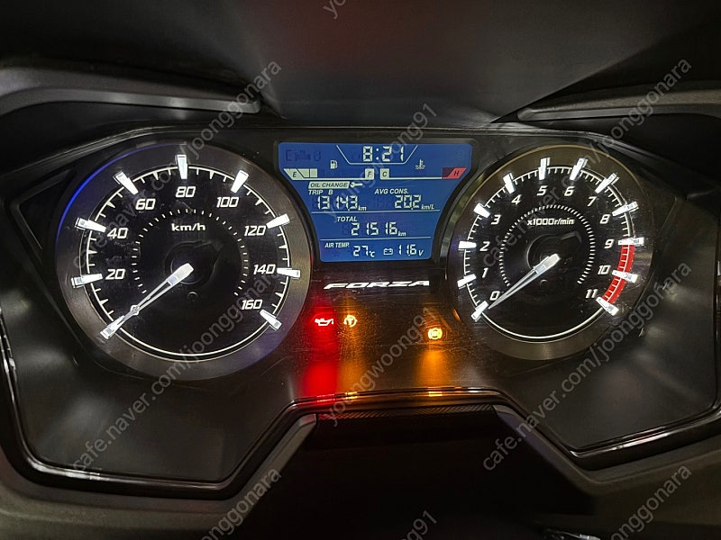 22년식 포르자350 2만km 판매--0