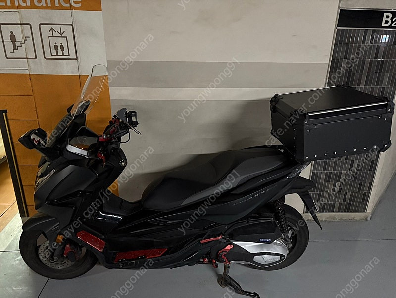 22년식 포르자350 2만km 판매--1