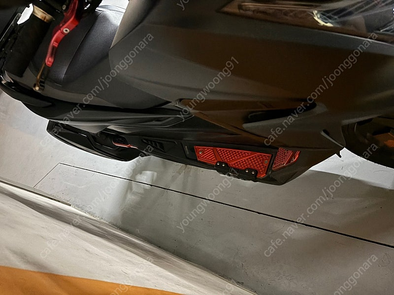 22년식 포르자350 2만km 판매--4