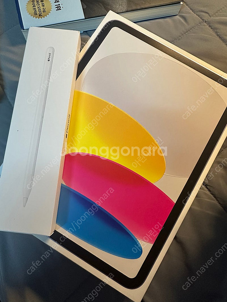 아이패드 A16 256GB wifi 실버 새상품 팝니다--0
