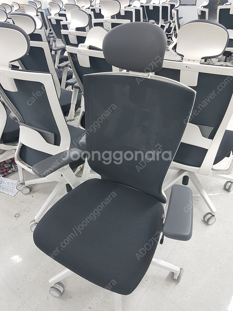 퍼시스 사무용의자 CHN4300WAH 대량판매--3