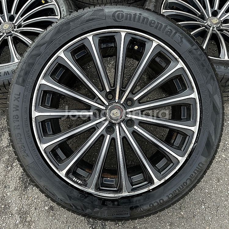 사제 18인치 마르셀로 중고 휠타이어 세트 팔아요 245 45 18--1