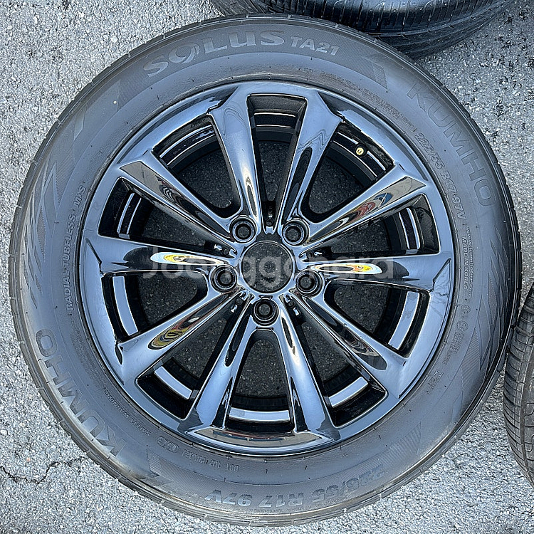 BMW 17인치 5시리즈 F10 520D 정품 휠타이어 225 55 17--2