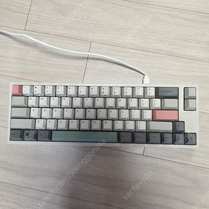 레오폴드 fc660c 팝니다