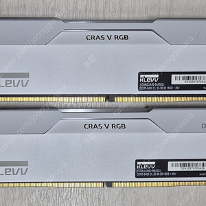 ESSENCORE KLEVV DDR5-6400 CL32 CRAS V RGB WHITE 패키지 서린 (32GB(16Gx2)) 택포 15만