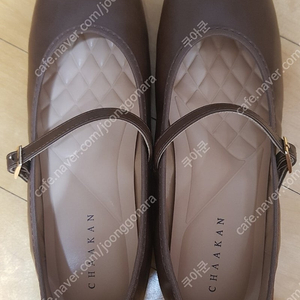 착한구두 클라렌 메리제인 셔링 플랫