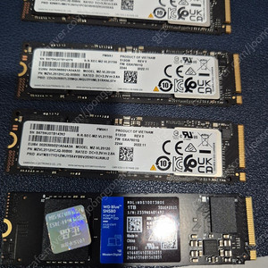 삼성 PM9A1 NVMe M.2 512GB SSD, WD BLUE SN580 1TB