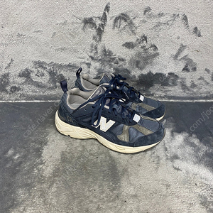 뉴발란스 운동화 240