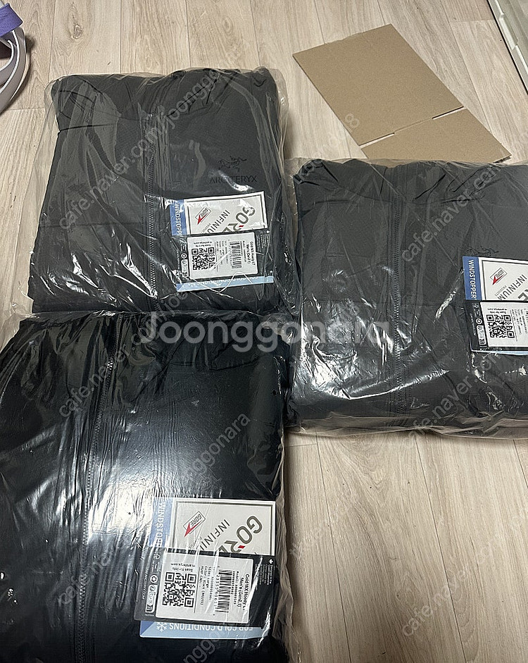 아크테릭스 리프 콜드WX자켓 울프 L 판매합니다.--0