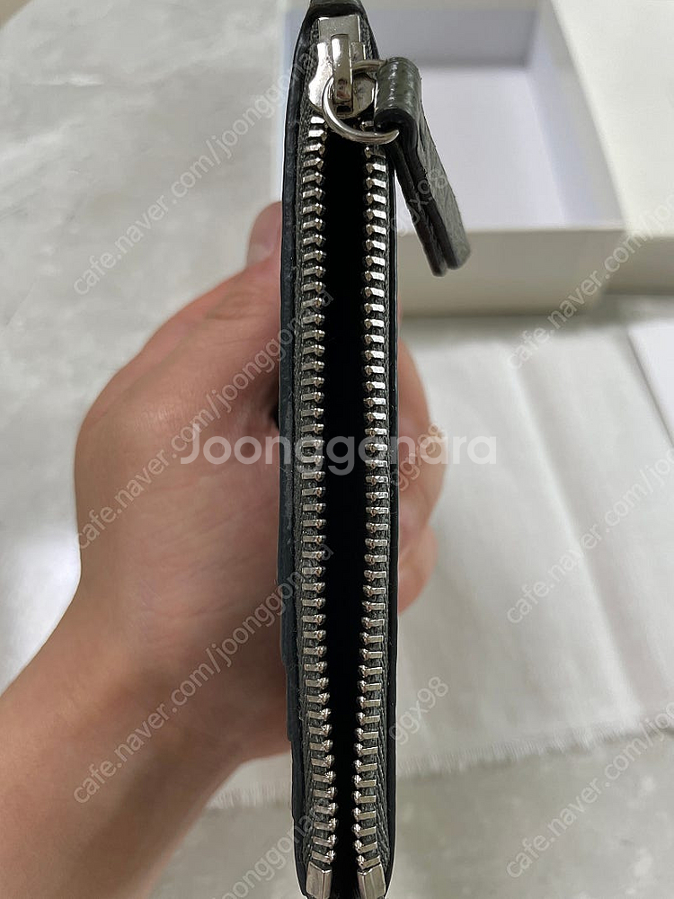 메종마르지엘라 지퍼 카드지갑 카키 스티치--5