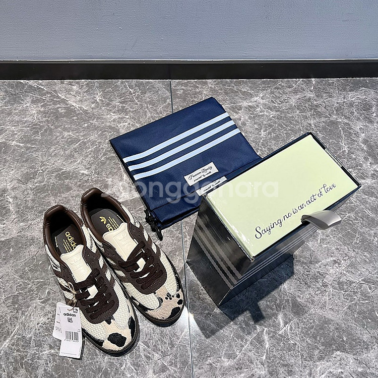 하이포인트 [Adidas] 아디다스 x 노타이틀 삼바 ...--2