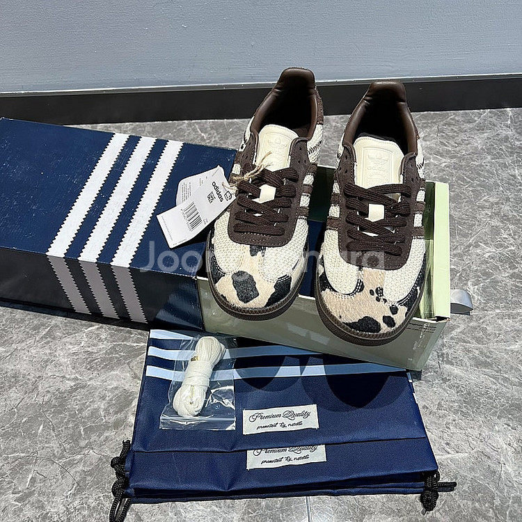 하이포인트 [Adidas] 아디다스 x 노타이틀 삼바 ...--8