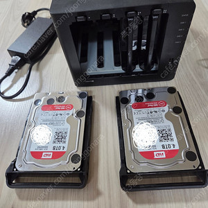 SYNOLOGY DS415+ & 레드 하드 2개 팜