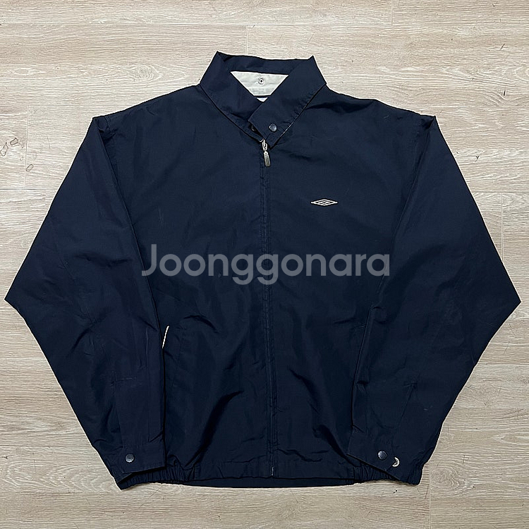 엄브로 올드스쿨 카라 바람막이 집업자켓 XL/105--0