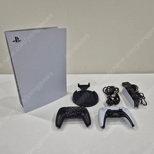 플레이스테이션 5(PS 5) 디스크에디션 판매합니다.(1T ssd 추가 장착, 듀얼센스 무선컨트롤러 2개, 충전기 포함)