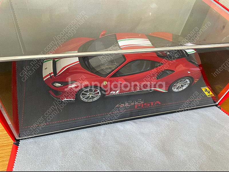 1:18 bbr 페라리 488 피스타 필로티 판매합니다~--2