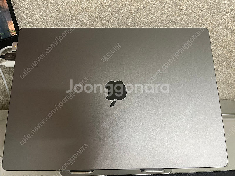 맥북프로 16인치 M1 Max 64gb 1tb--0