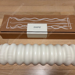 SNPE 웨이브베개 화이트
