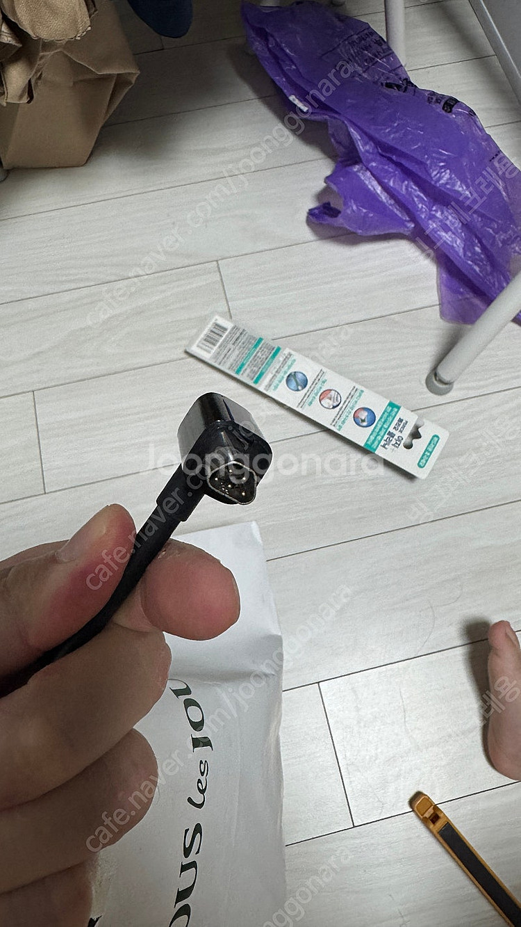 치사이클 충전기 팝니다.--1