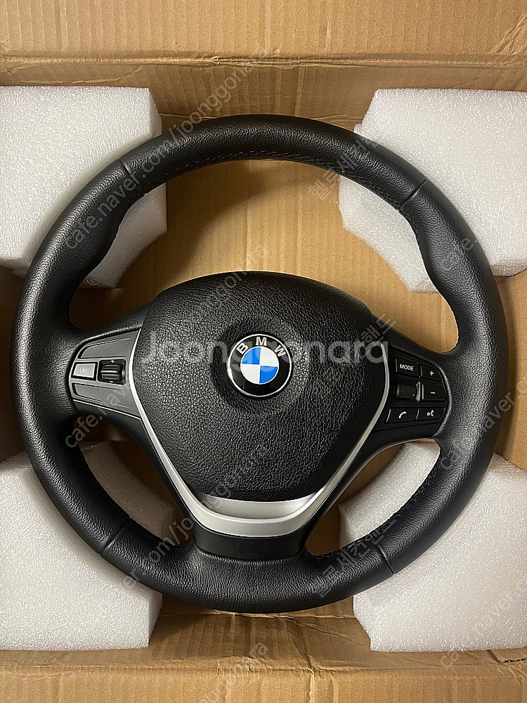 BMW F20 118d 핸들--3