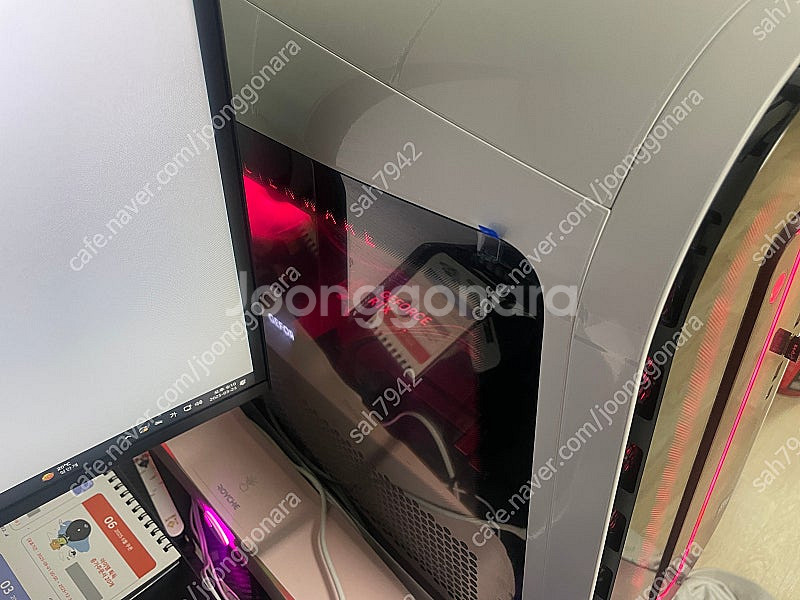 에일리언웨어 컴퓨터 모니터 세트 팝니다--7
