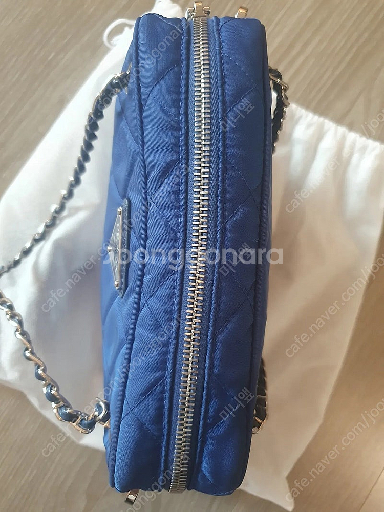 [명품.정품] 프라다 퀼팅 체인 스몰백 팝니다--1
