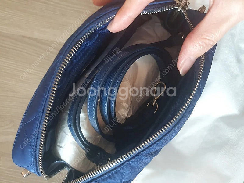 [명품.정품] 프라다 퀼팅 체인 스몰백 팝니다--4