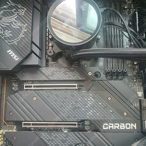 i7 12700k, z690 carbon wifi mainboard, superflower 1000w leadex platinum power