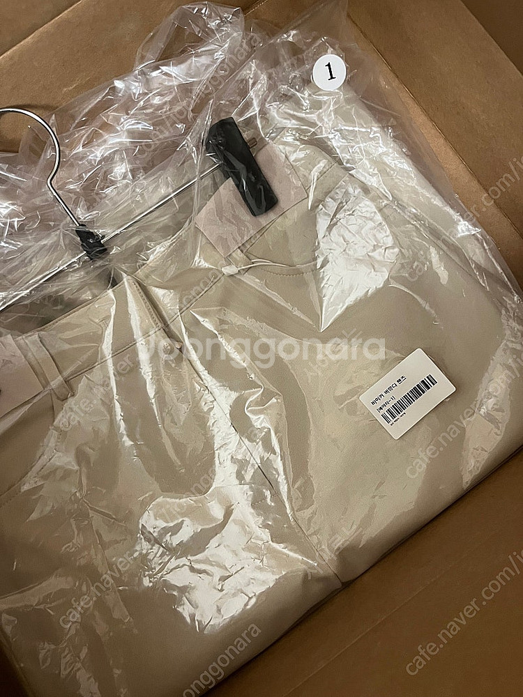 유메르 바이커 버뮤다 팬츠 베이지 1 세일상품--0