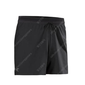 아크테릭스 노반5 M 블랙 남자꺼 삽니다