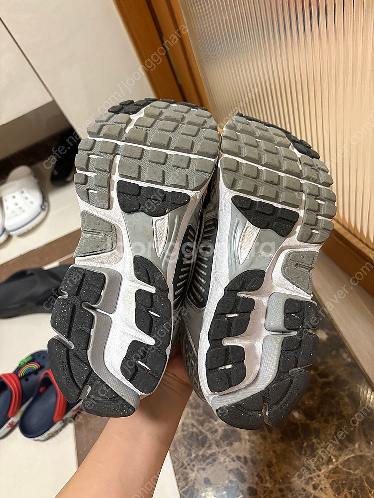 나이키 줌보메로5 245--2