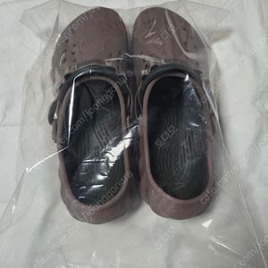 크록스 에코 클로그 트러플 (280)