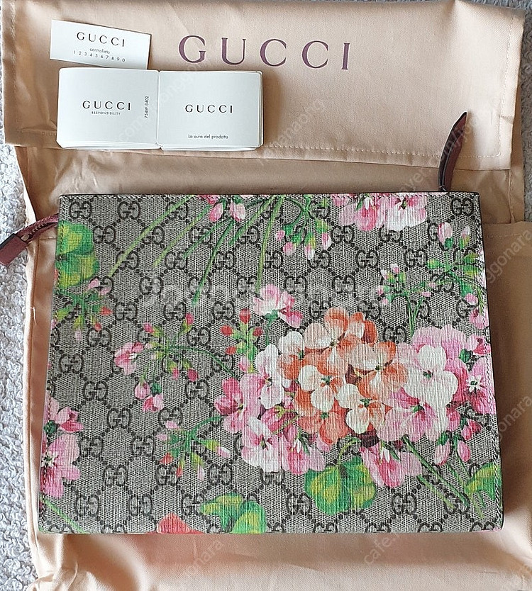 구찌 gucci 블룸 클러치백/미사용품--1