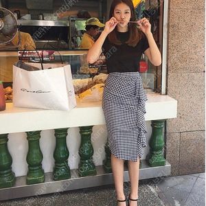 아뜨와 허니지효 체크 스커트 S