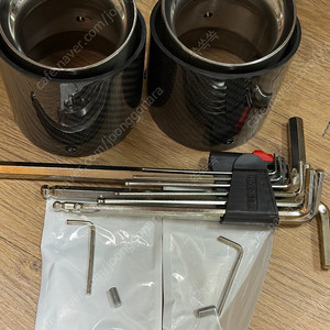 미사용 미니 배기팁 2개 팝니다 / R55, R56, R57, R58, R59, R60, R61 호환