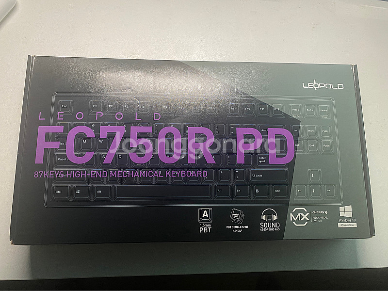 레오폴드 FC750R PD 퍼플/그레이 갈축 판매합니다...--0