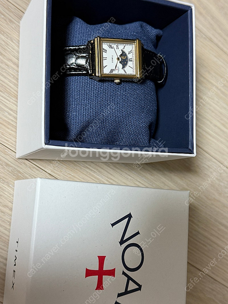 TIMEX x NOAH 타이맥스 노아 블랙 시계 팝니다...--0