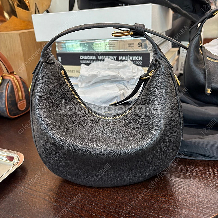 셀린느 틴 룰루 틴룰루백 매장구매 미개봉 새상품 팝니다...--1