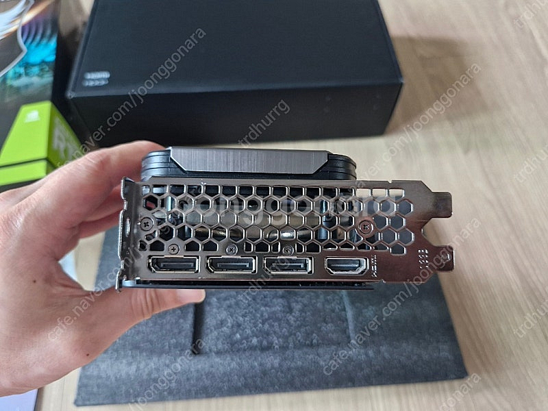 게인워드 피닉스GS RTX3070 8GB GDDR6--6