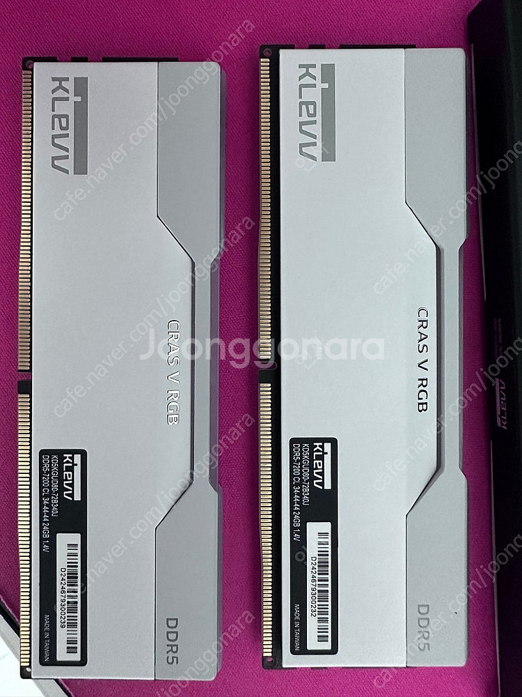 KLEVV DDR5-7200 CL34 화이트 RGB 4...--1