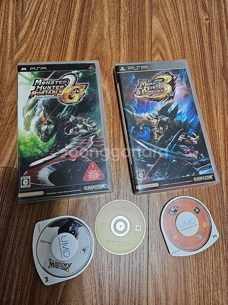 PSP UMD 일괄 (몬스터헌터 시리즈 등등)--0