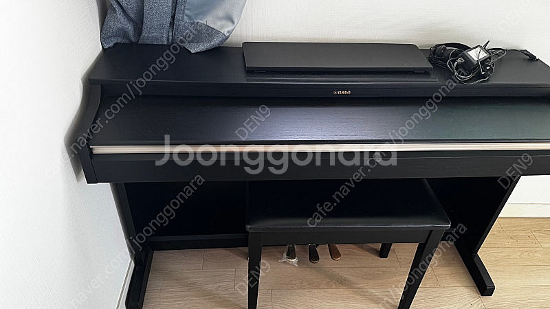 야마하 디지털 피아노 YDP-162 판매합니다.--1